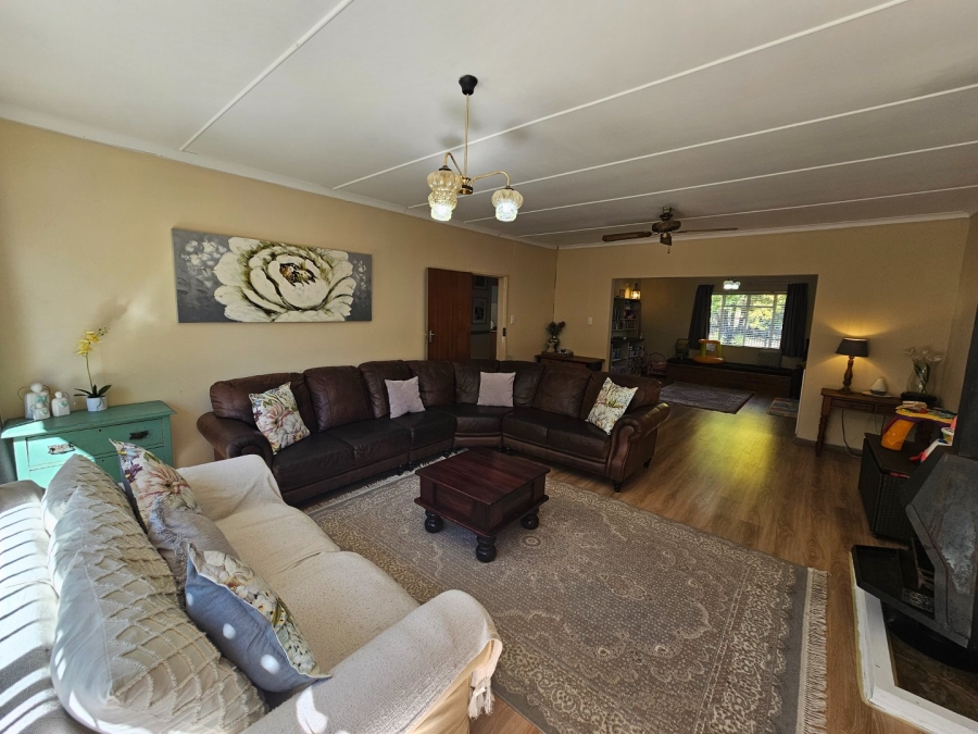 5 Bedroom Property for Sale in Panorama Free State